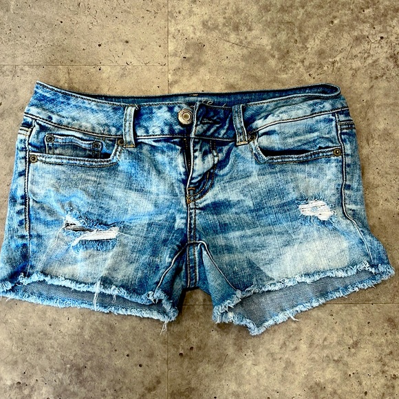American eagle size 2 shorts - Picture 1 of 4